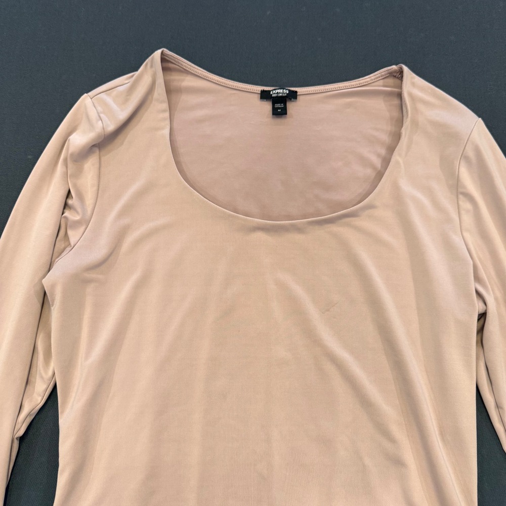 Express Body Contour Tan Scoop Neck Long Sleeve Bodysuit Neutral Minimalist Sz M - Picture 3 of 8